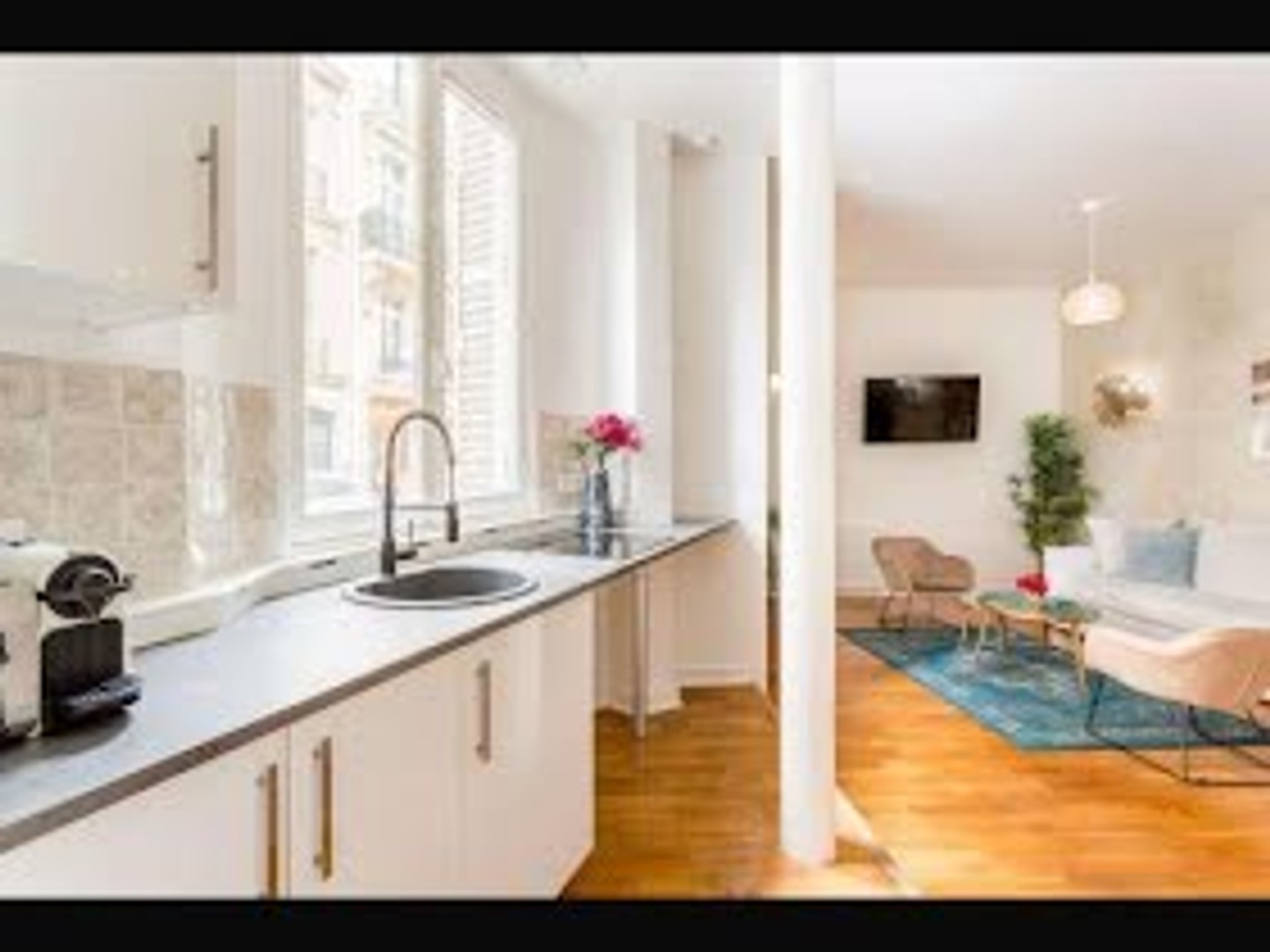 Appartement à vendre - 4 pièces - 99m2 - Paris 8e (75008)