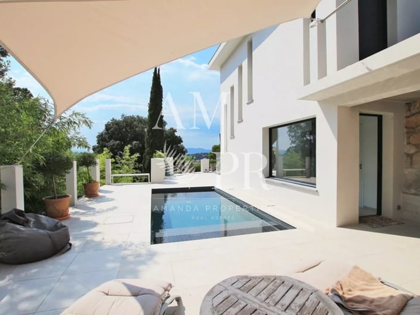 Maison à vendre - 7 pièces - 192m2 - Cannes (06400)