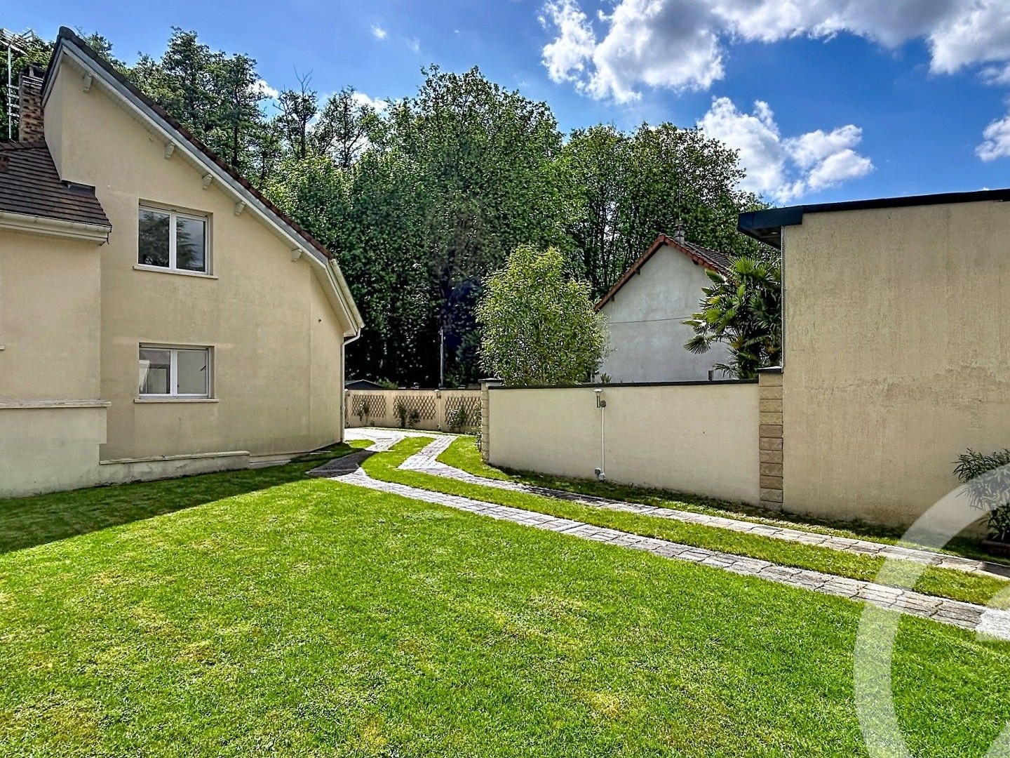 Maison à vendre - 5 pièces - 142m2 - Bièvres (91570)