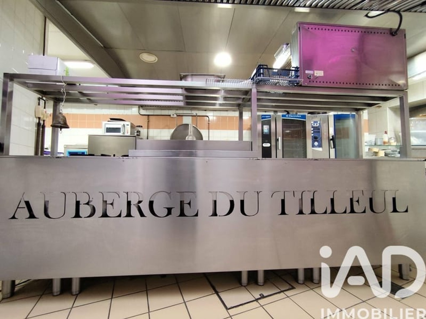 Magasin à vendre - 4 pièces - 300m2 - Saint-Martin-Des-... (63570)