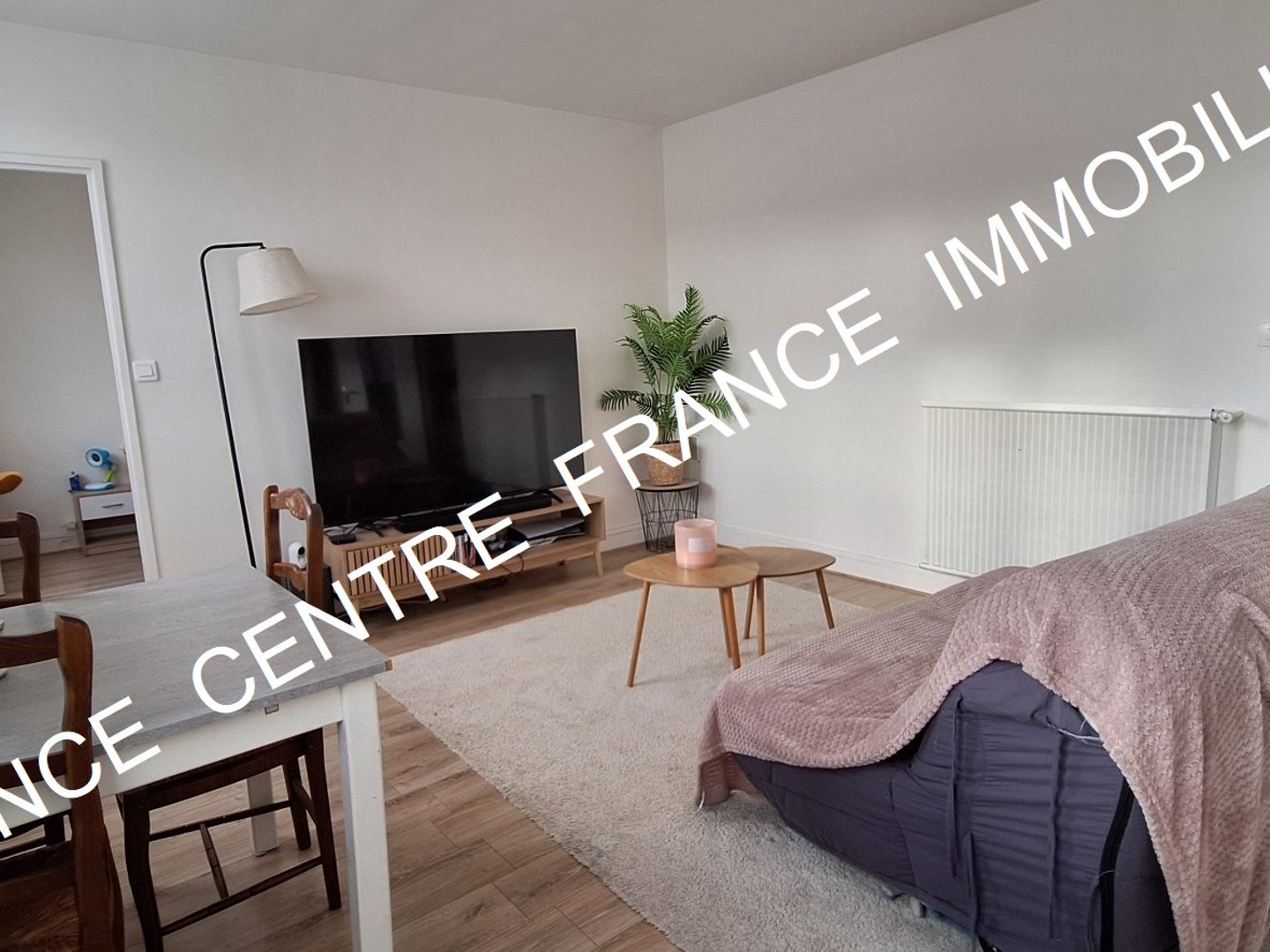 Appartement à vendre - 4 pièces - 68m2 - Bourges (18000)