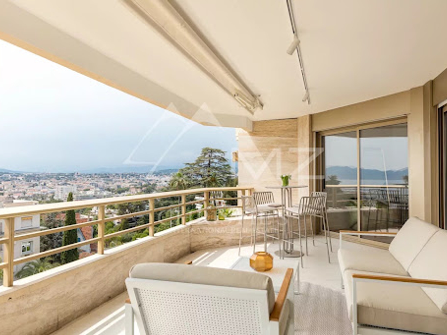 Appartement à vendre - 4 pièces - 92m2 - Cannes (06400)