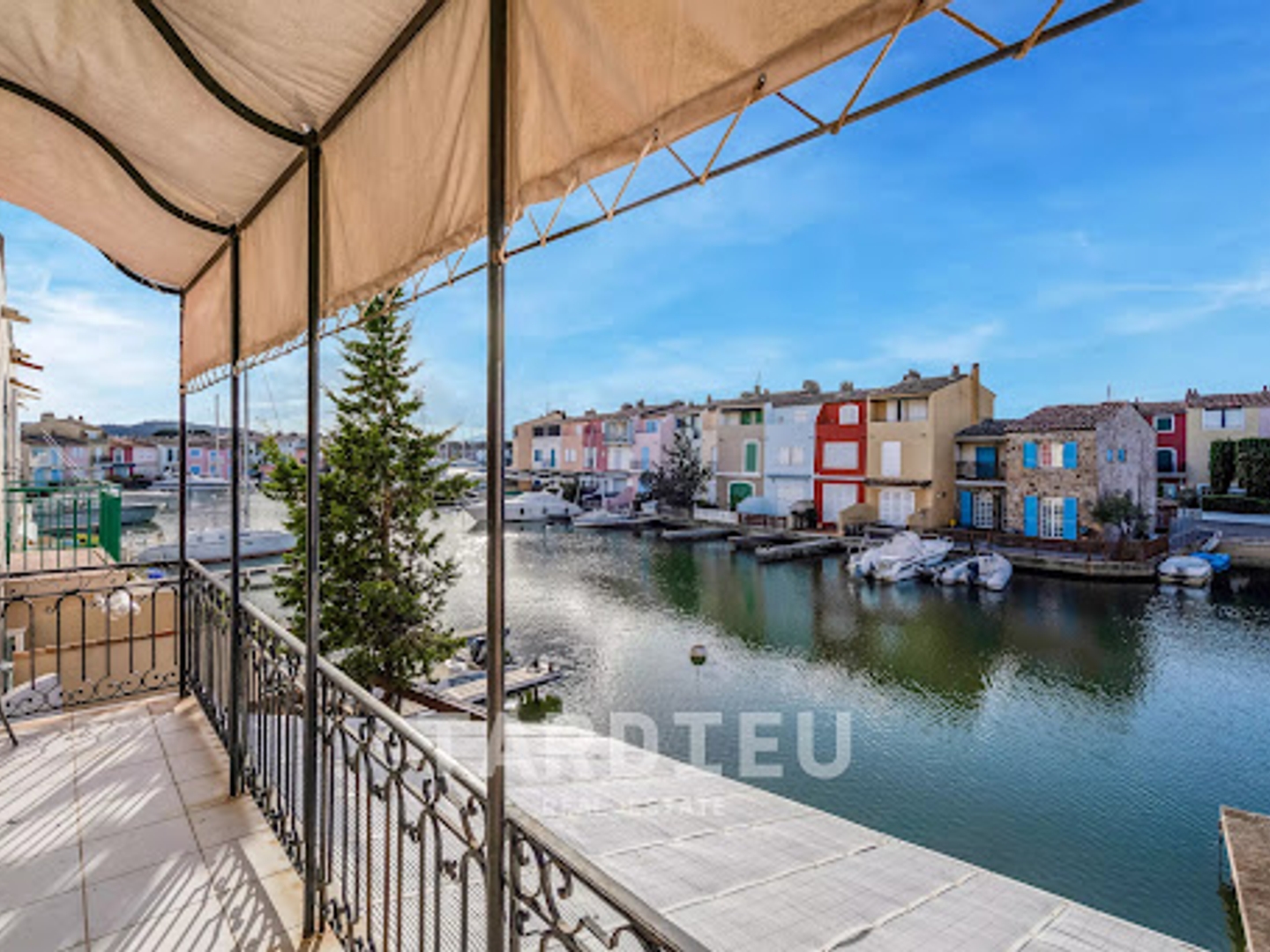 Maison à vendre - 5 pièces - 168m2 - Grimaud (83310)