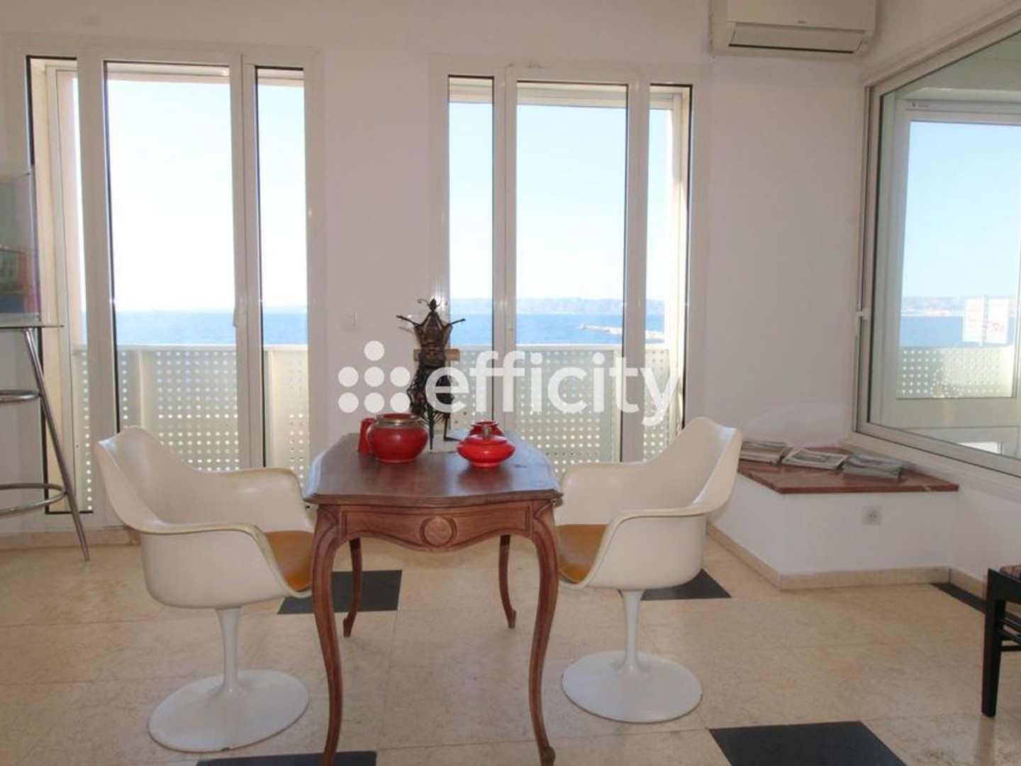 Immeuble à vendre - 293m2 - Marseille 7e (13007)