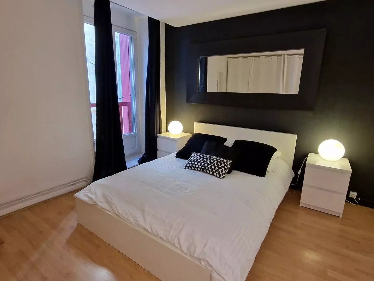 Immeuble à vendre - 203m2 - Sarlat-La-Canéda (24200)