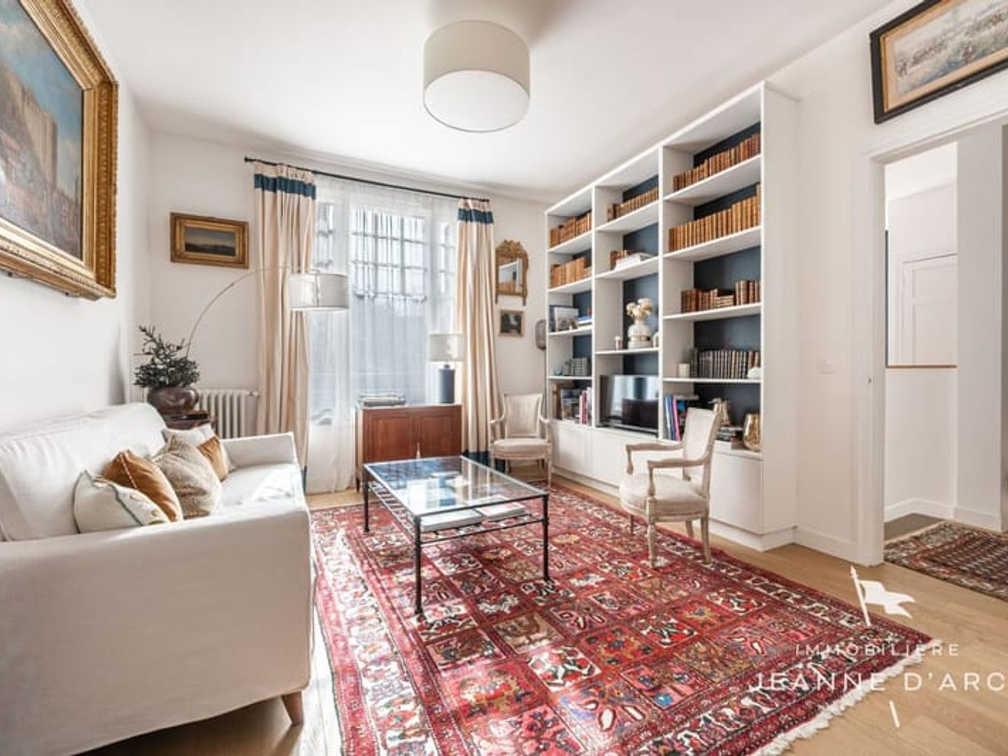 VERSAILLES - RIVE DROITE LES PRéS - Maison de ville 159 m² - 8 pièces, 4 chambres - Dressing, Salle familiale dans Sous-sol Complet - Deux espaces extérieurs