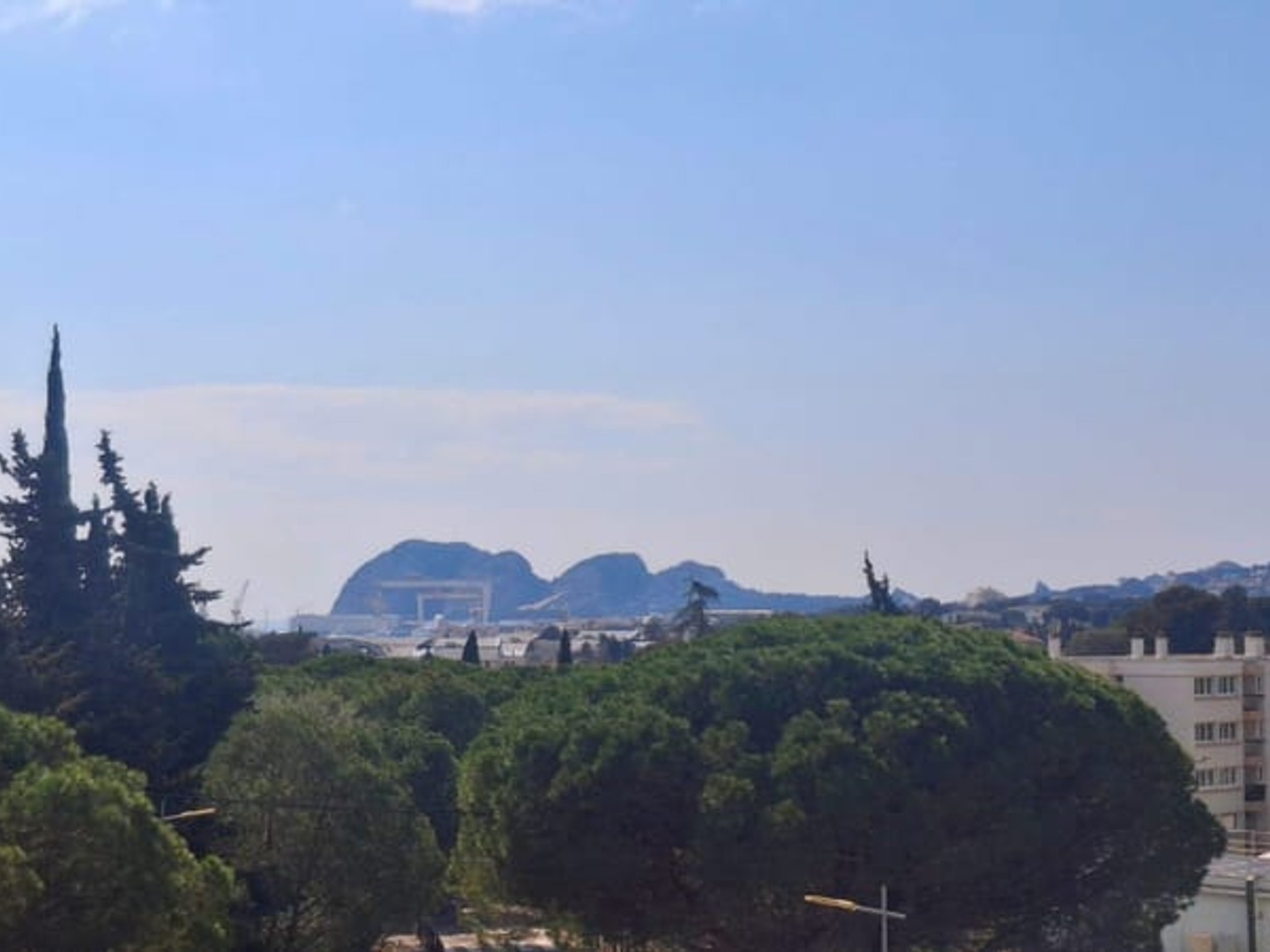 Appartement à vendre - 2 pièces - 37m2 - La Ciotat (13600)