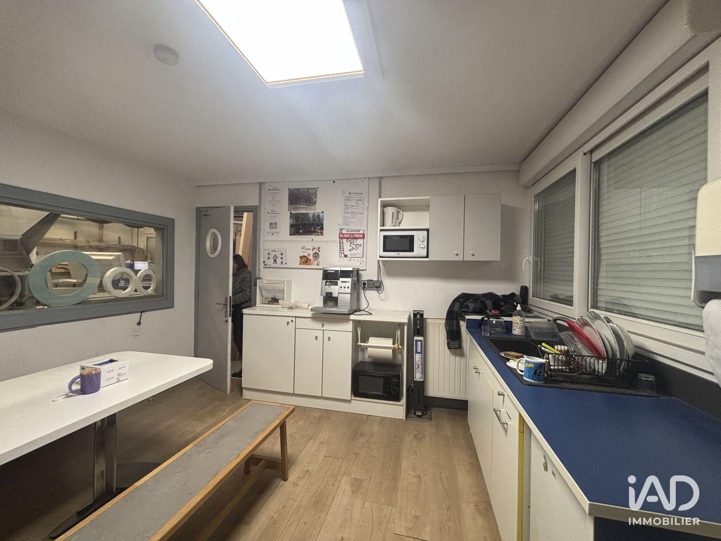 Immeuble à vendre - 869m2 - Échirolles (38130)