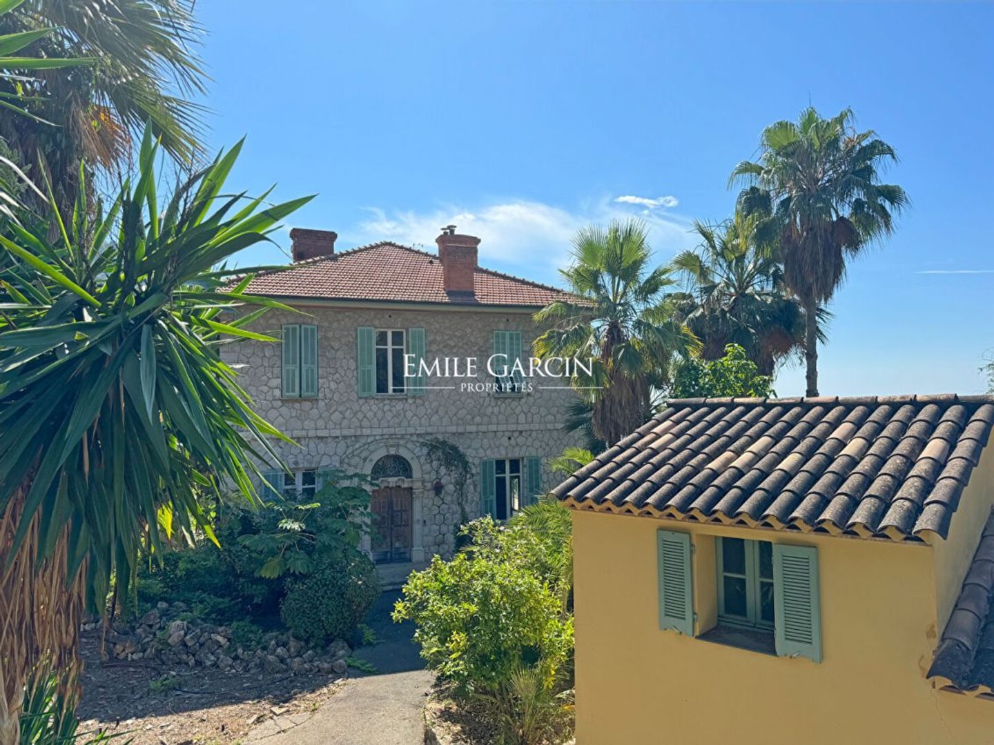 Maison à vendre - 12 pièces - 500m2 - Menton (06500)