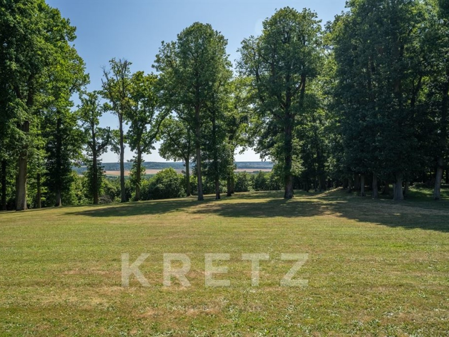 Propriété d'exception avec un parc de 1,6 ha vue imprenable sur la Vallée