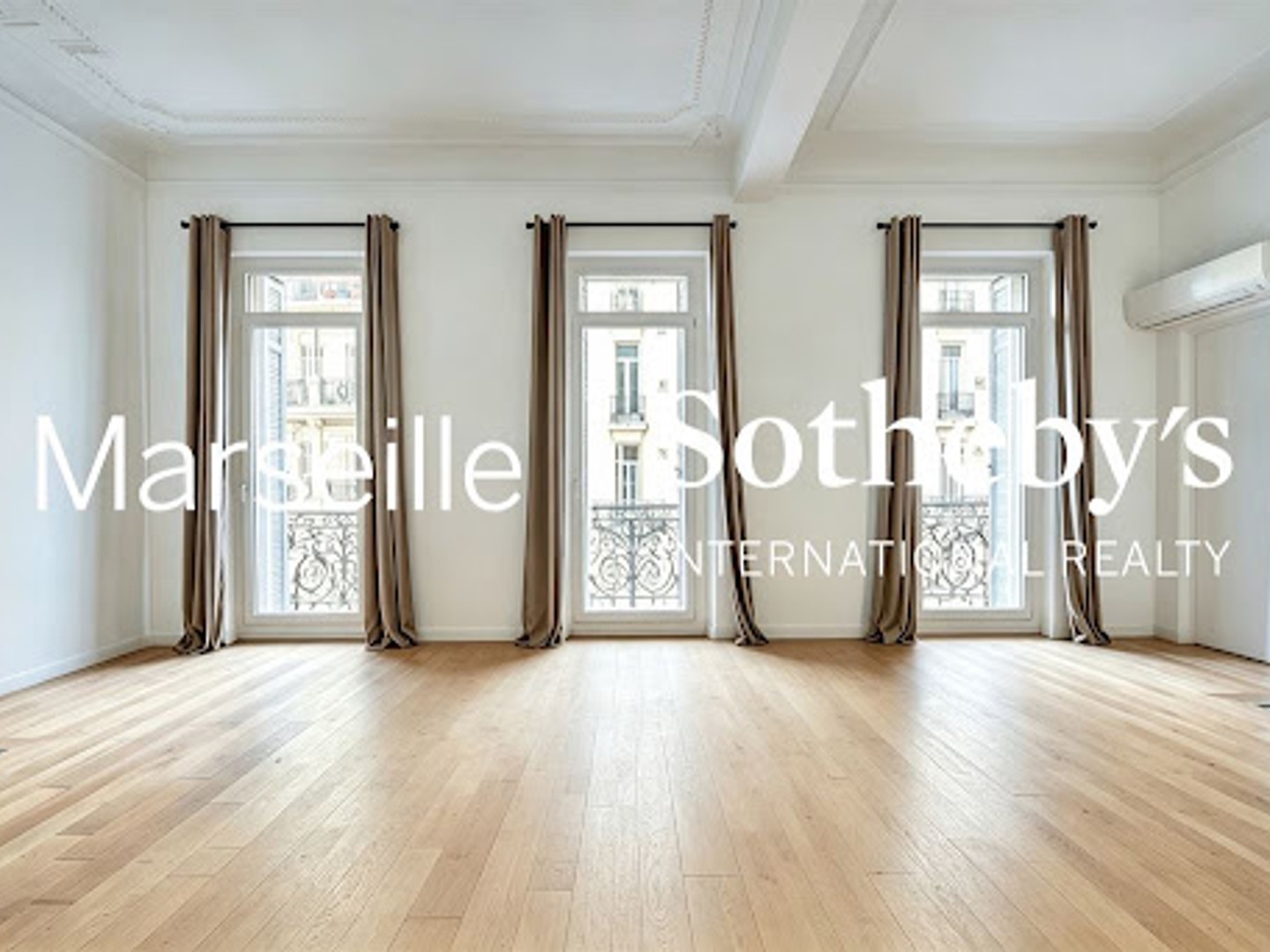 Appartement 5 pièces 187 m²