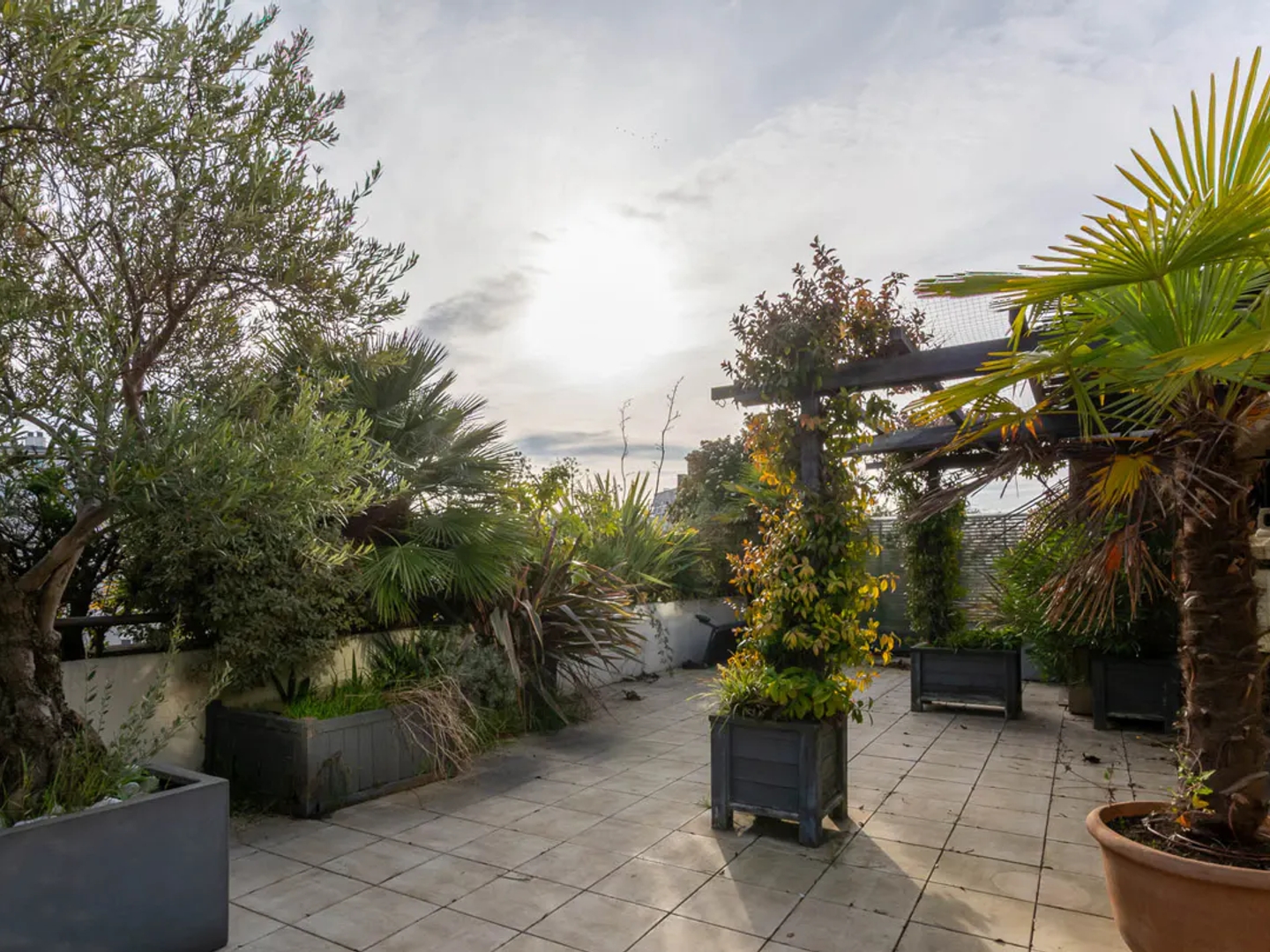 Appartement à vendre - 5 pièces - 115m2 - Levallois-Perret (92300)