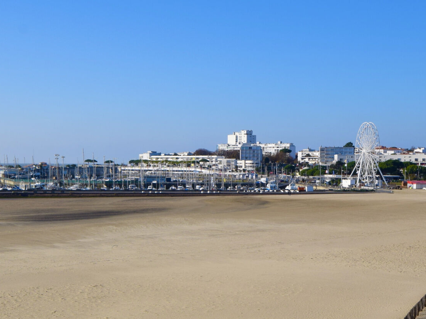 ROYAN - APPARTEMENT T3 76,50 m2 - PLEINE VUE MER