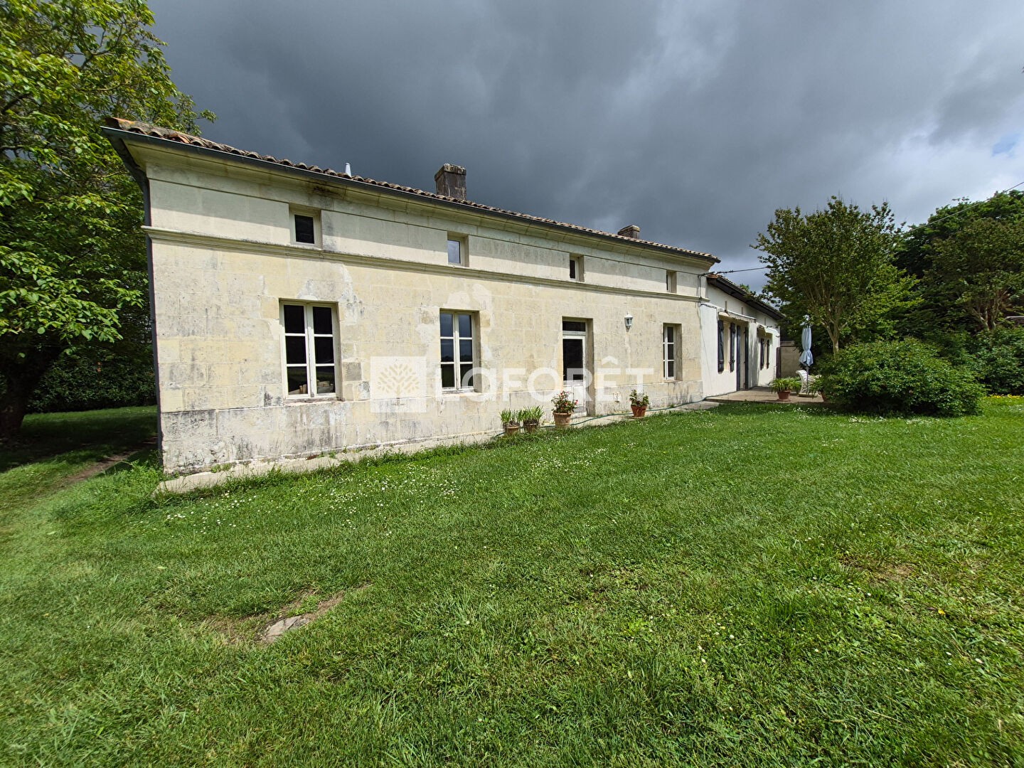 Maison à vendre - 3 pièces - 99m2 - Consac (17150)