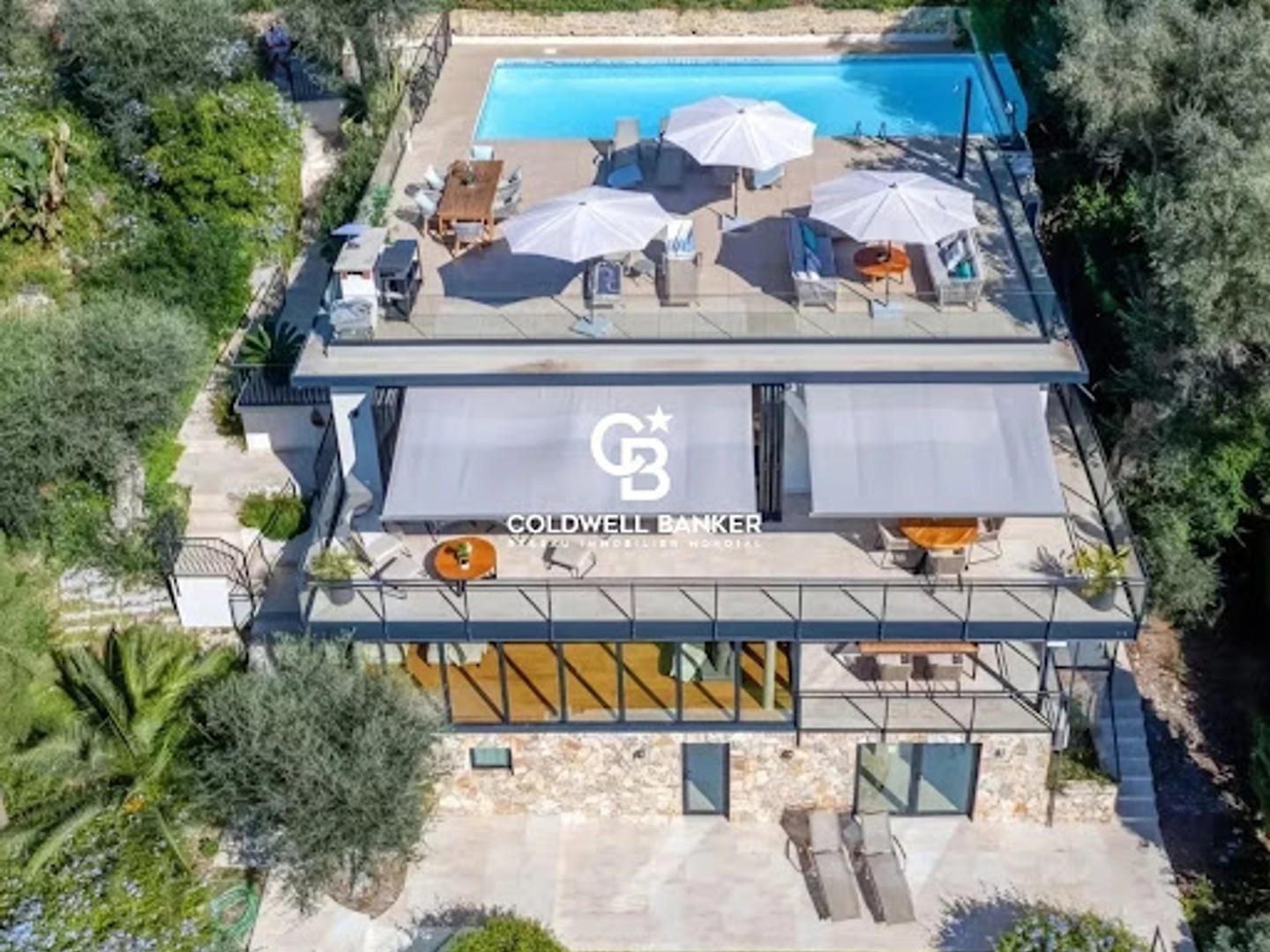 Villa 3 pièces 180 m²