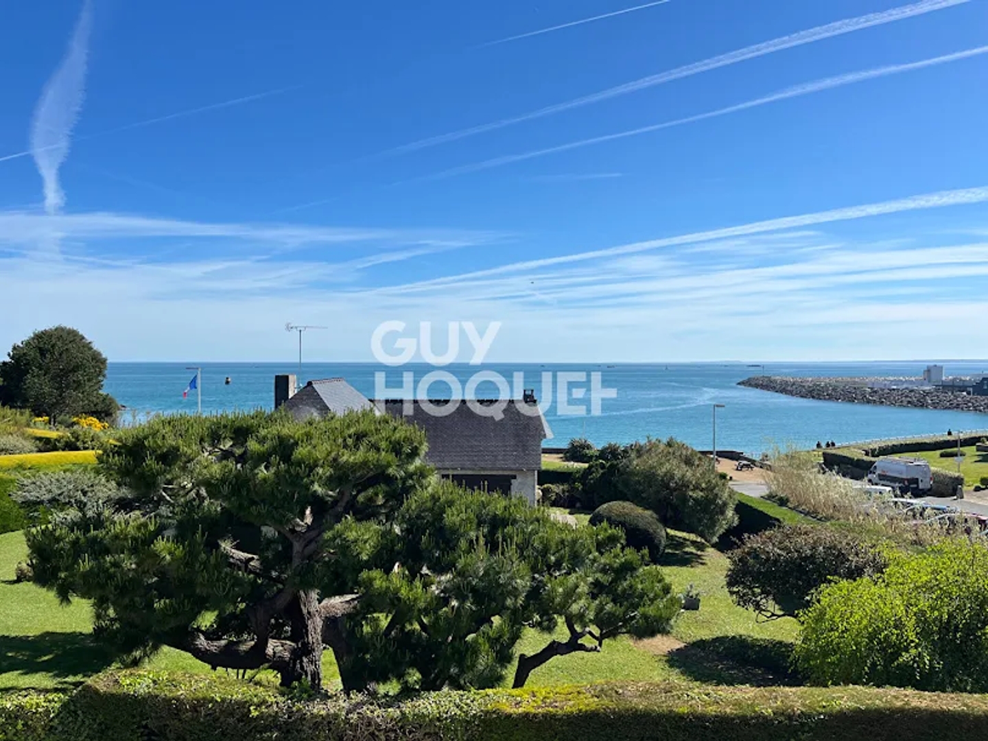 Maison à vendre - 8 pièces - 240m2 - Saint-Quay-Portrieux (22410)