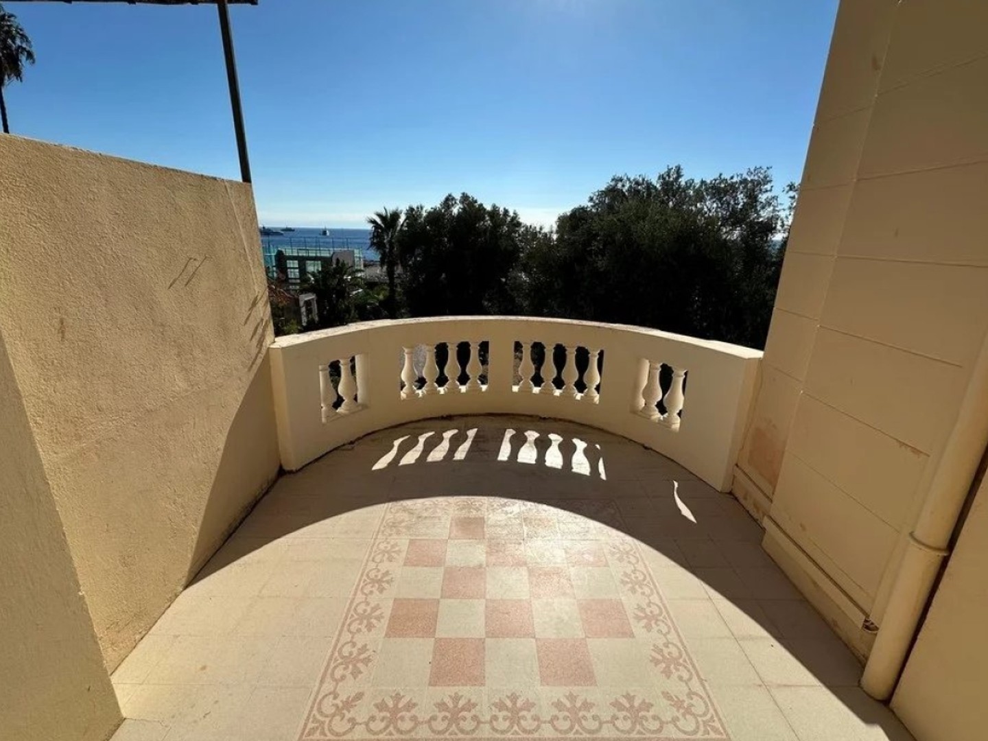Appartement à vendre - 3 pièces - 156m2 - Roquebrune-Cap-Ma... (06190)