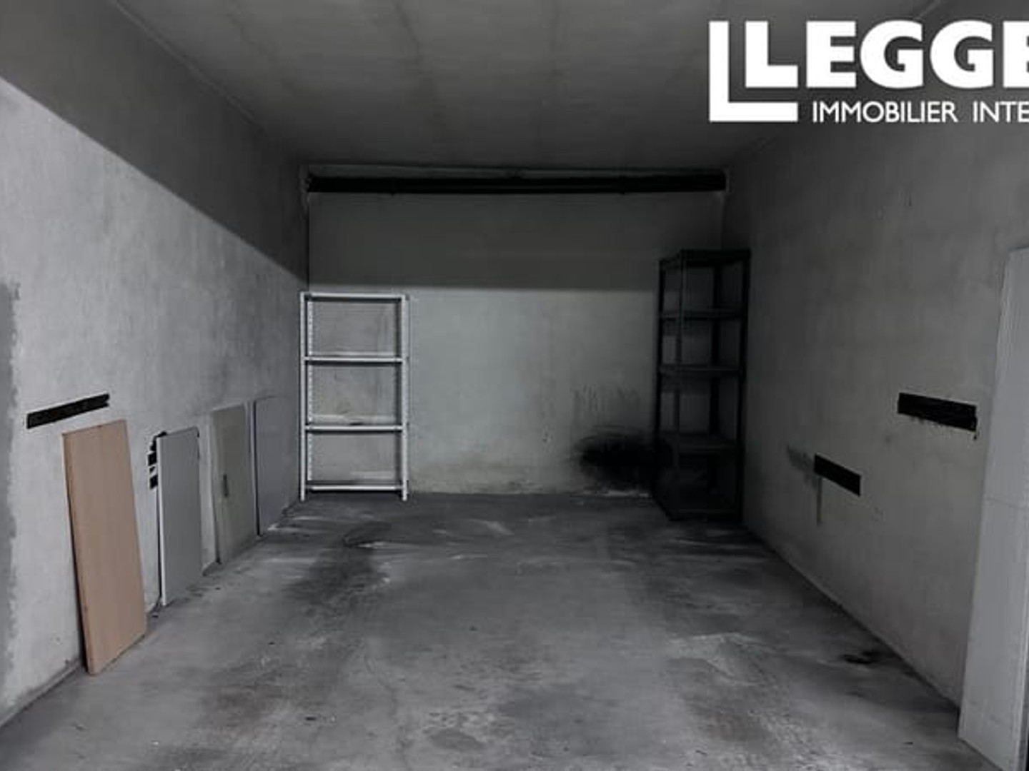 Parking / garage / box à vendre - 17m2 - Nice (06200)