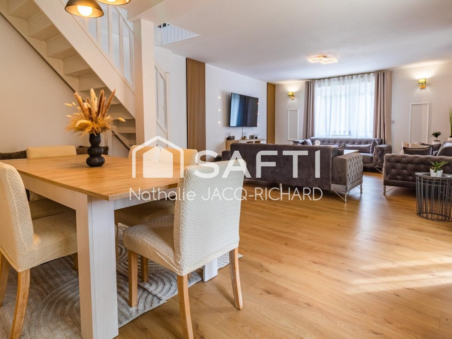 Maison à vendre - 7 pièces - 180m2 - Lembras (24100)
