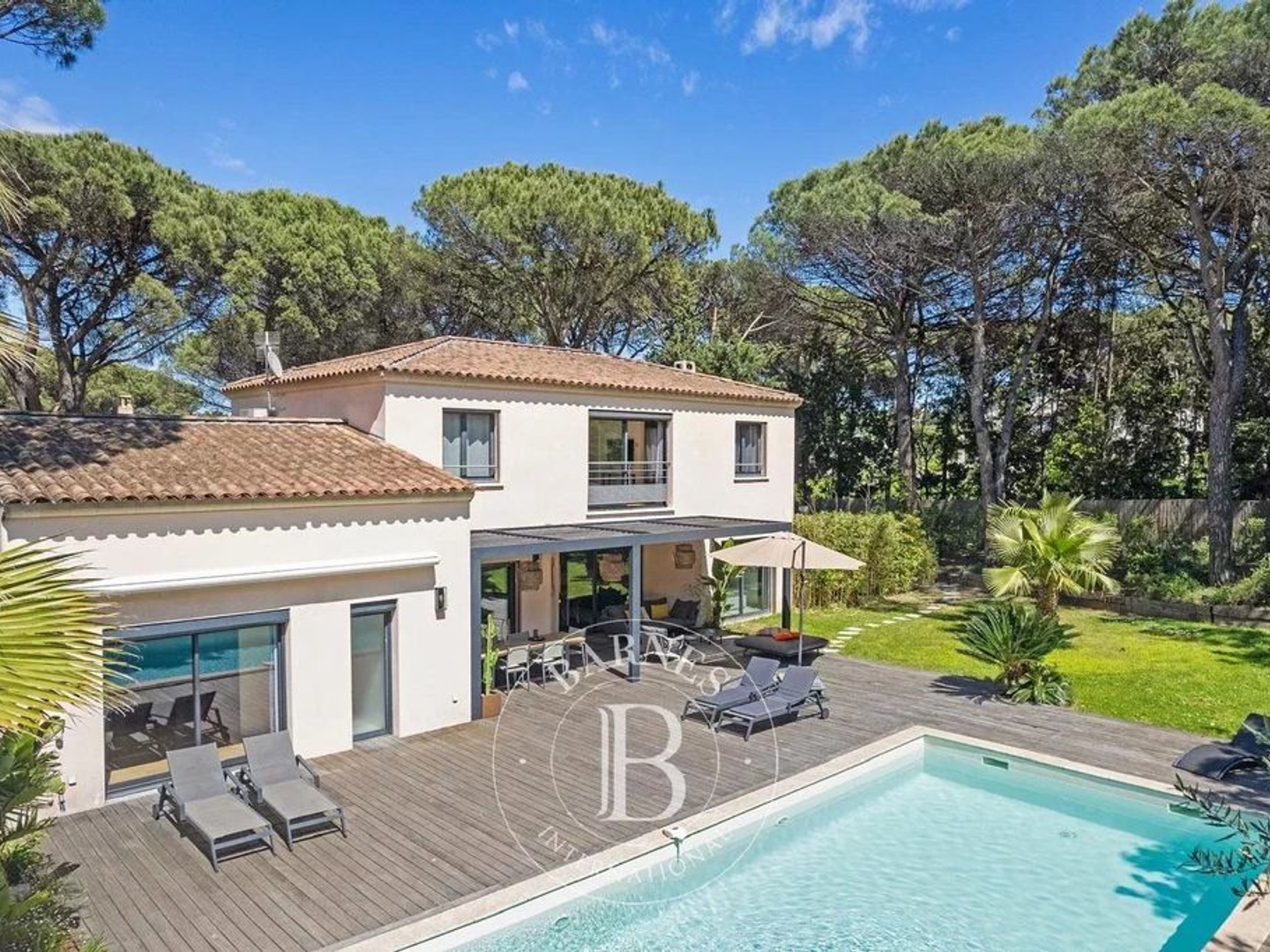 Maison de luxe 6 pièces 200 m²