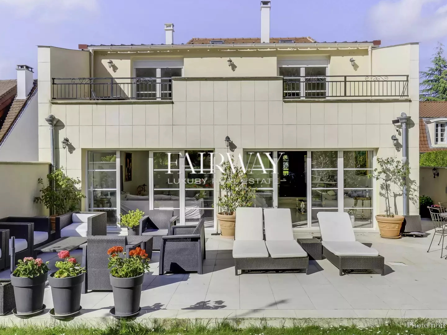 Maison à vendre - 10 pièces - 409m2 - Rueil-Malmaison (92500)