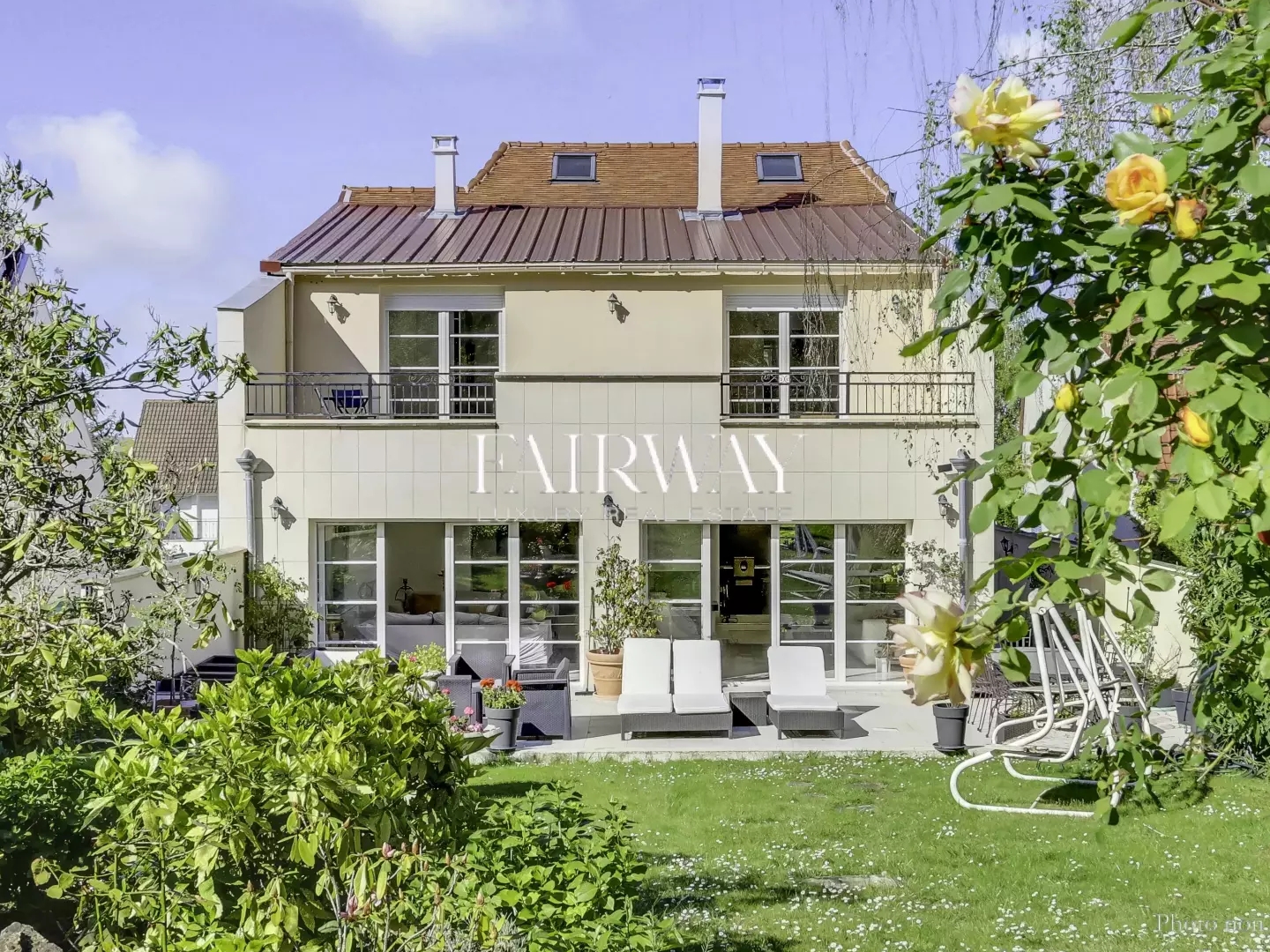 Maison à vendre - 10 pièces - 409m2 - Rueil-Malmaison (92500)