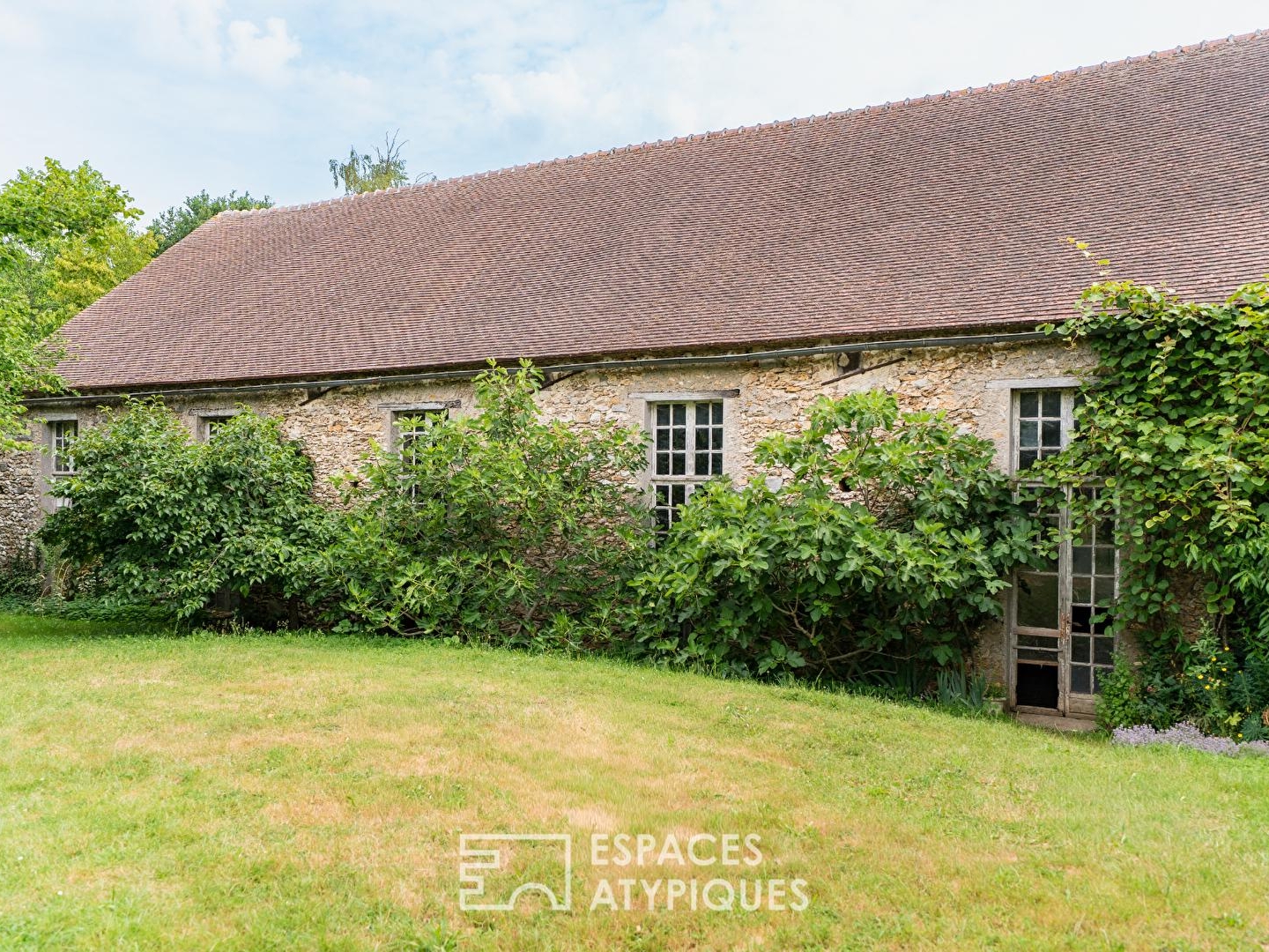Maison à vendre - 22 pièces - 430m2 - Richarville (91410)