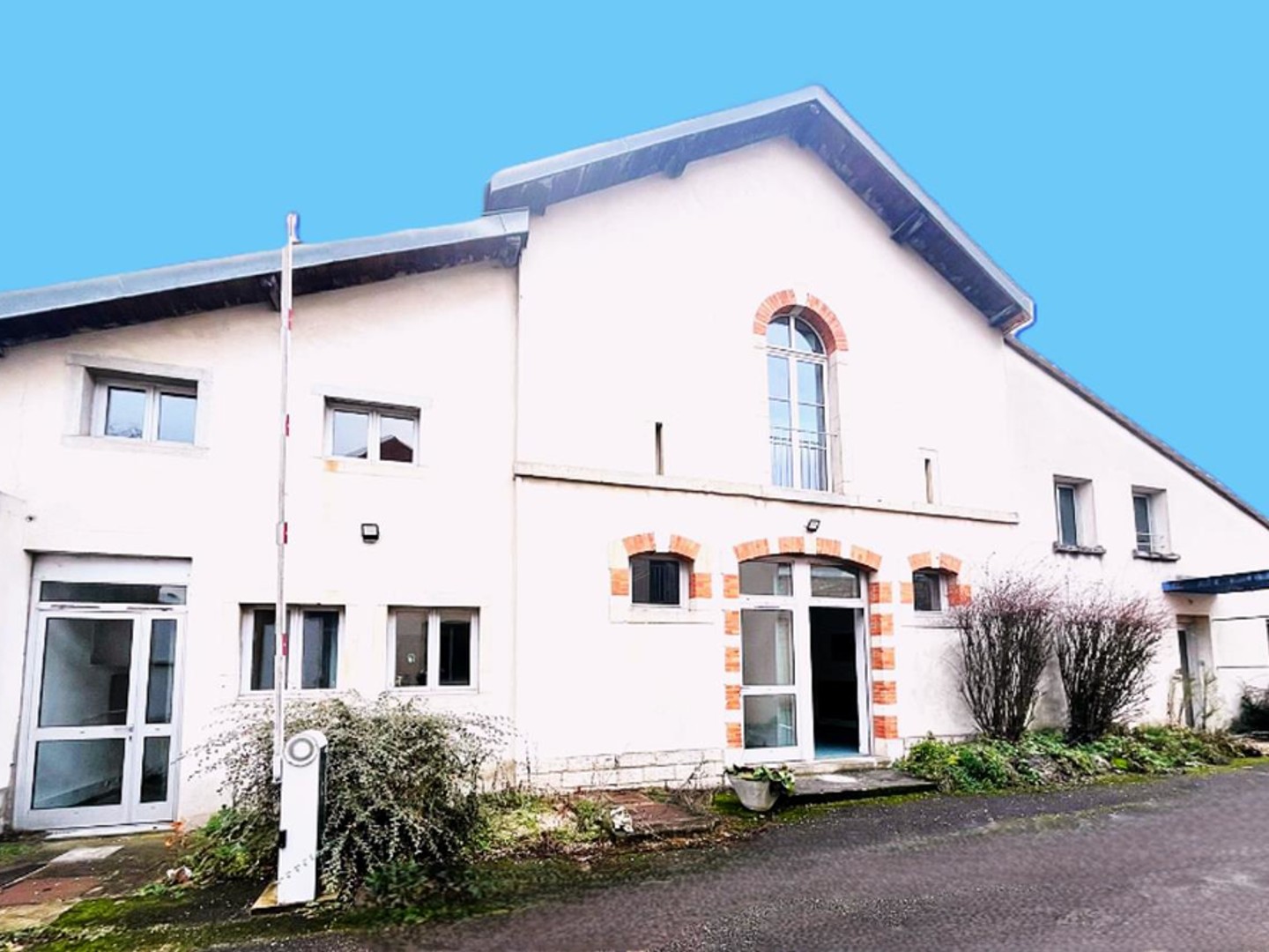 Maison 10 pièces 460 m²