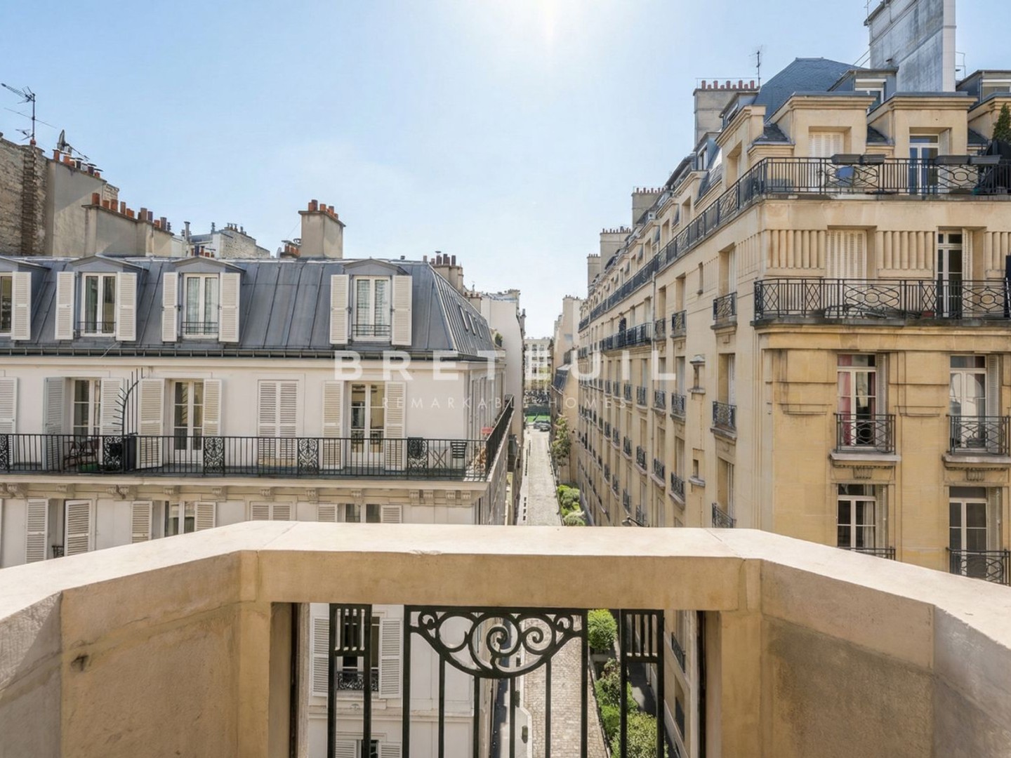 Appartement à vendre - 8 pièces - 285m2 - Paris 16e (75016)