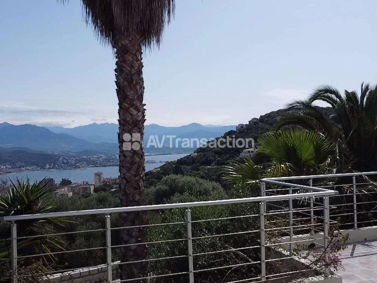À vendre charmante maison Salario vue mer