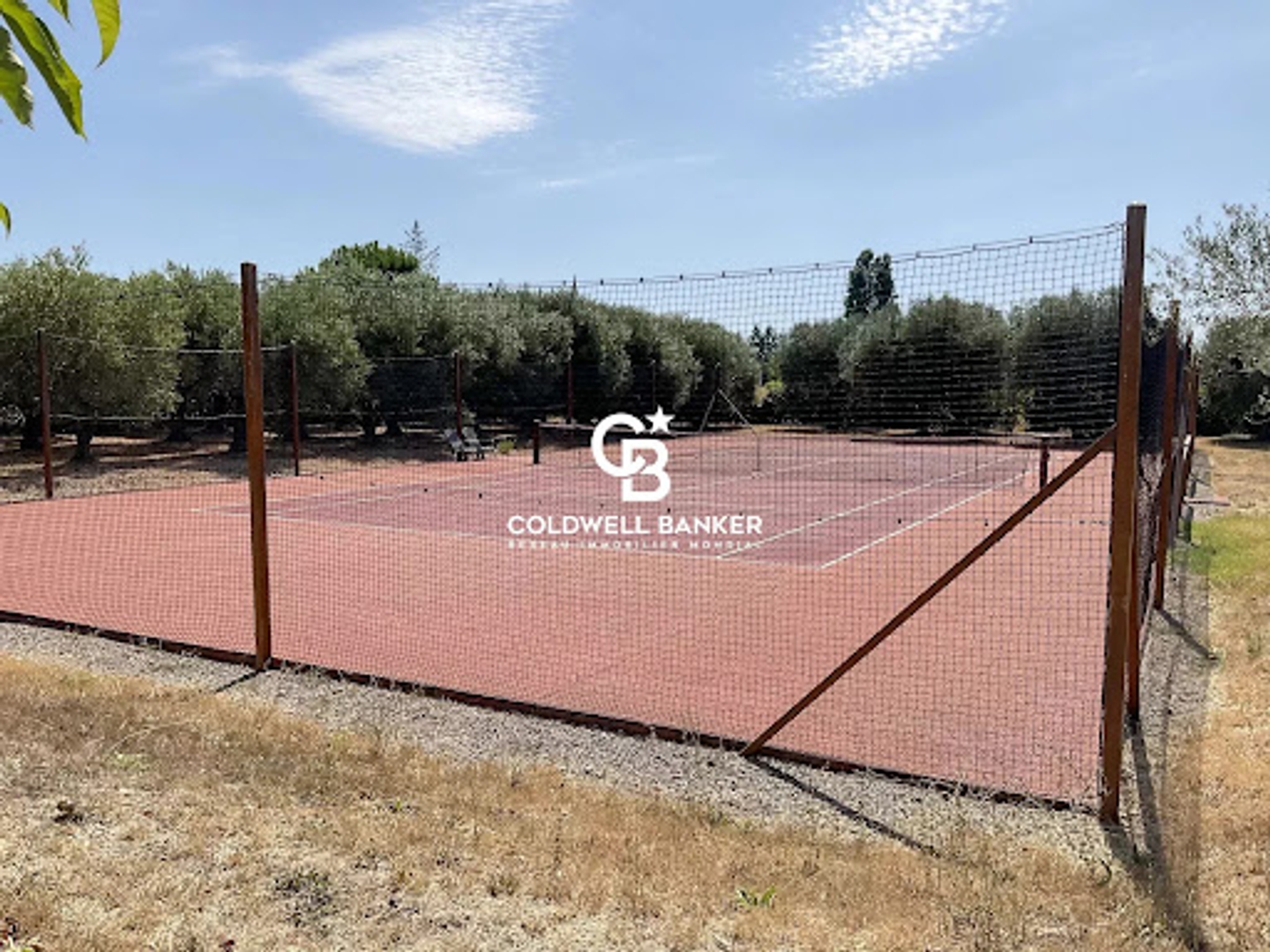 Maison à vendre - 11 pièces - 430m2 - Solliès-Pont (83210)