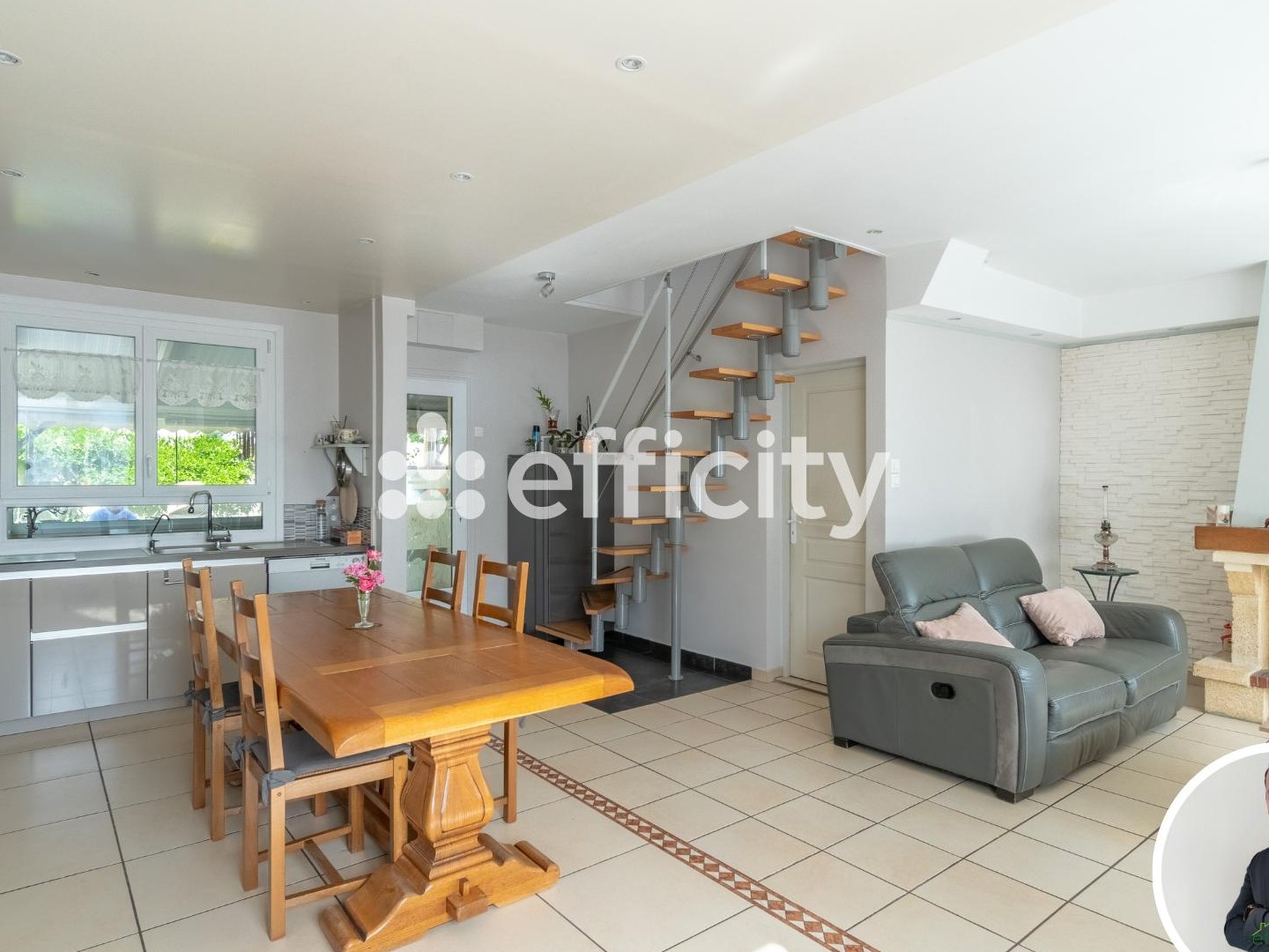 Maison à vendre - 6 pièces - 115m2 - Villeneuve-Le-Roi (94290)