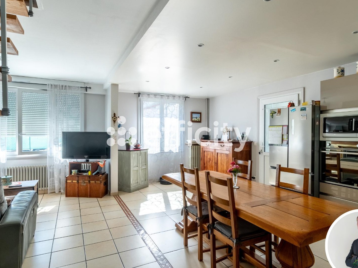 Maison à vendre - 6 pièces - 115m2 - Villeneuve-Le-Roi (94290)