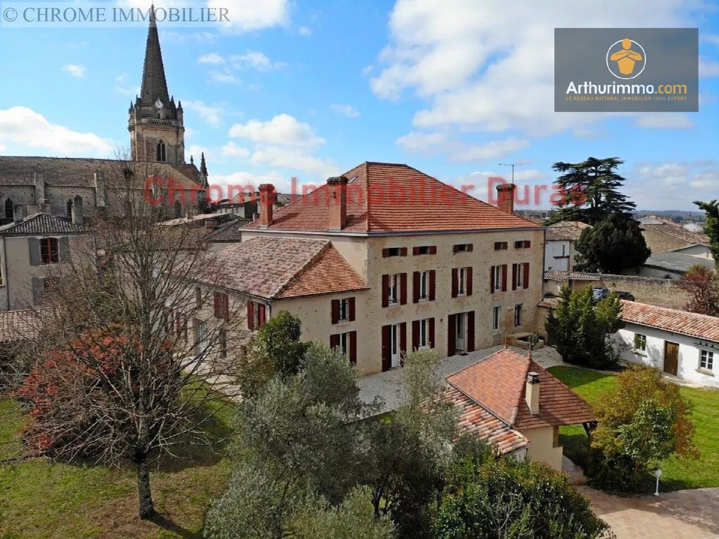 Maison 2 pièces 528 m²