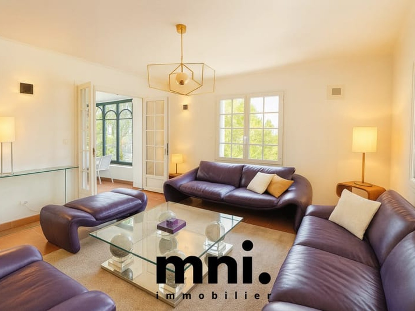 Maison à vendre - 7 pièces - 266m2 - Le Beausset (83330)