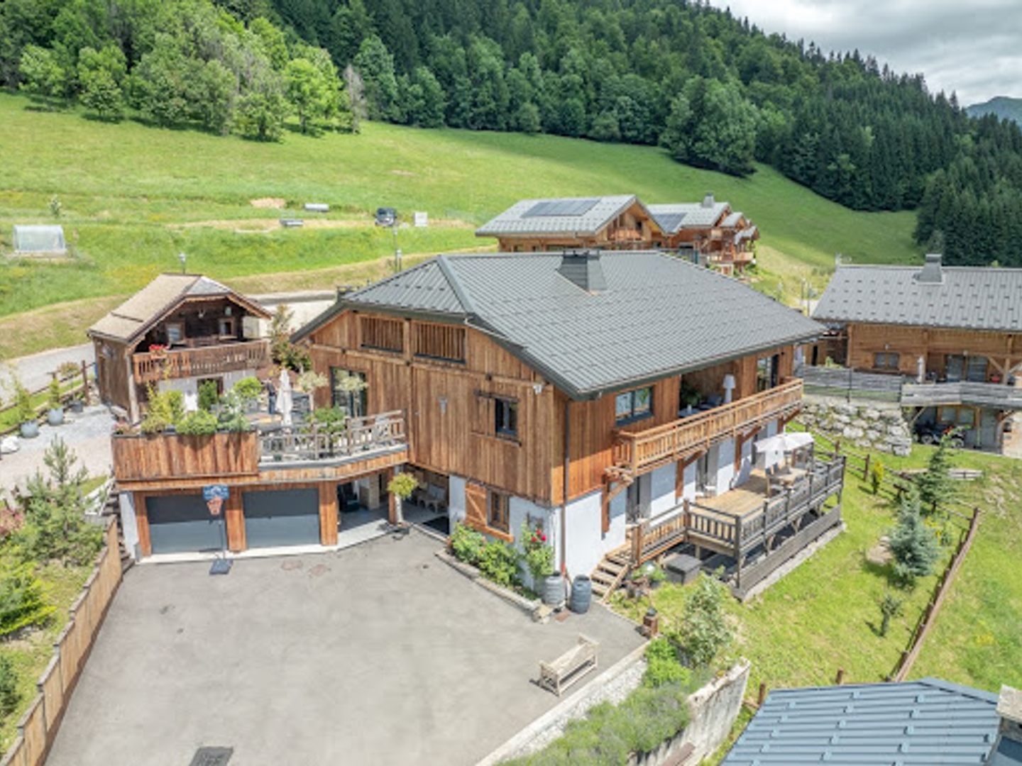 Maison à vendre - 8 pièces - 248m2 - Morzine (74110)