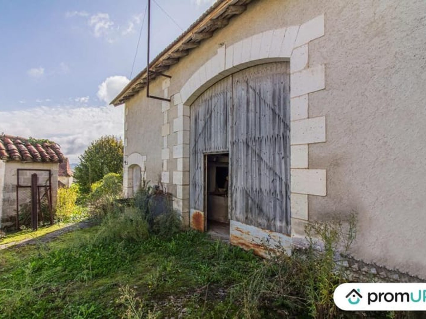 Maison à vendre - 1 pièce - 130m2 - Montagrier (24350)