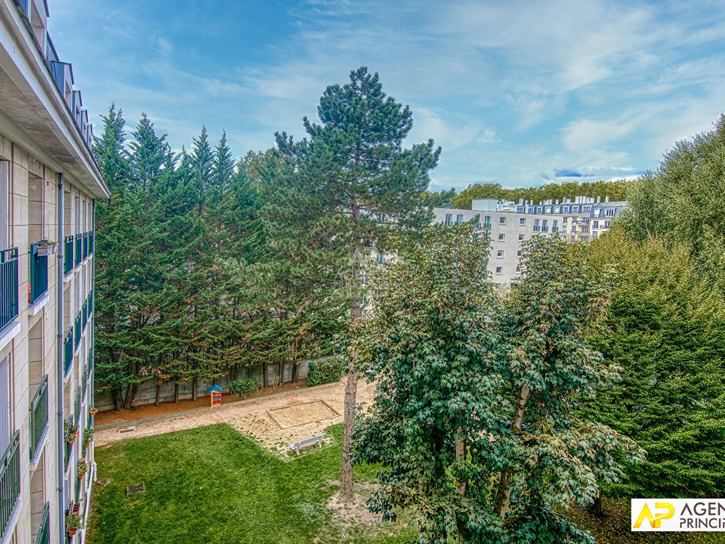 Appartement à vendre - 5 pièces - 125m2 - Versailles (78000)
