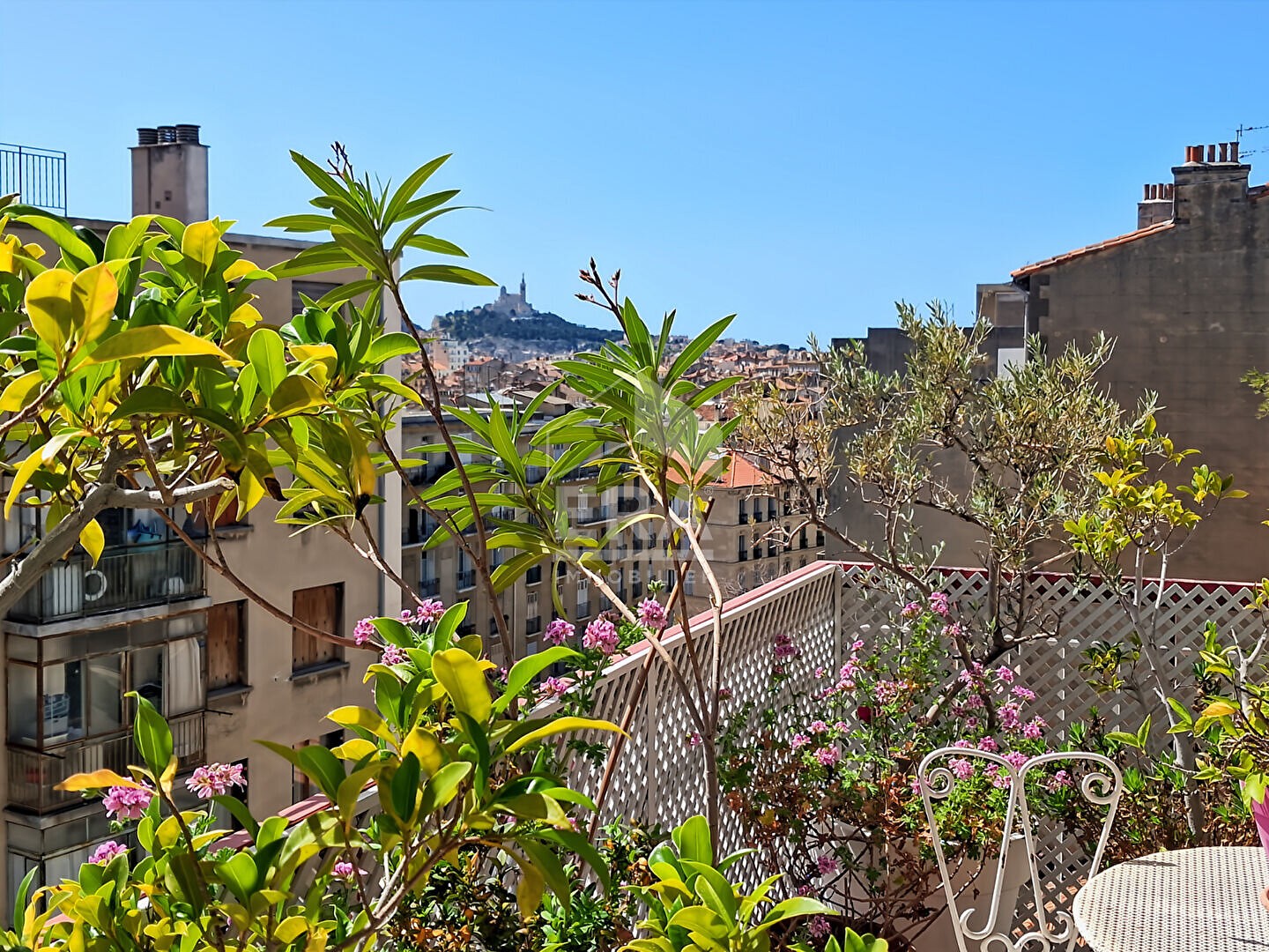 Appartement à vendre - 4 pièces - 93m2 - Marseille 4e (13004)