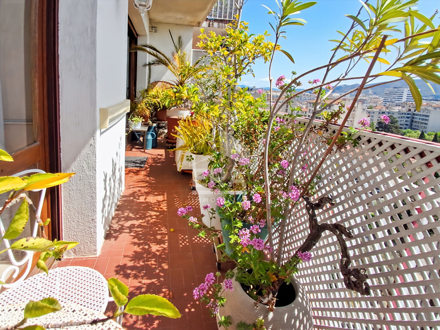 Appartement à vendre - 4 pièces - 93m2 - Marseille 4e (13004)