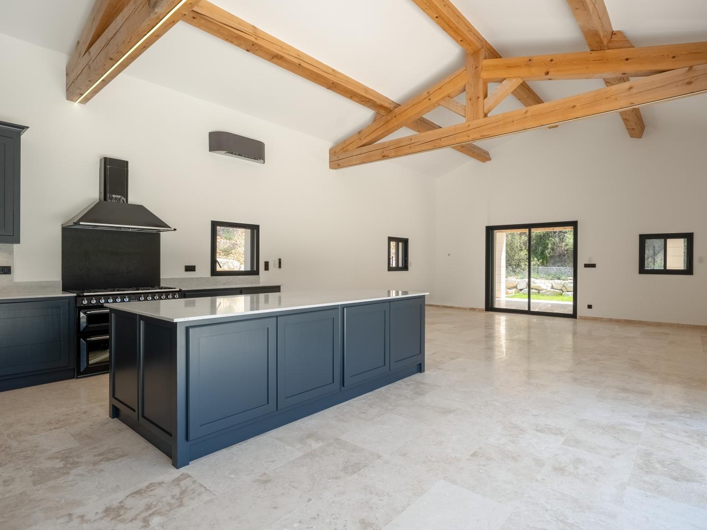 Maison à vendre - 5 pièces - 160m2 - Saint-Saturnin-Lè... (84490)