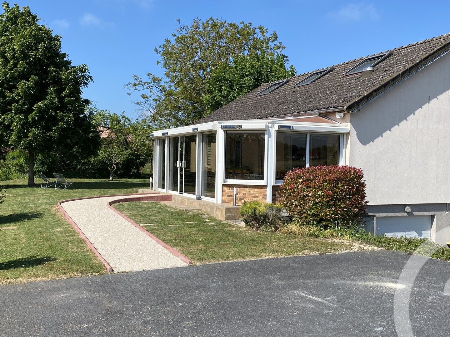Maison à vendre - 7 pièces - 135m2 - Bussy-Lettrée (51320)