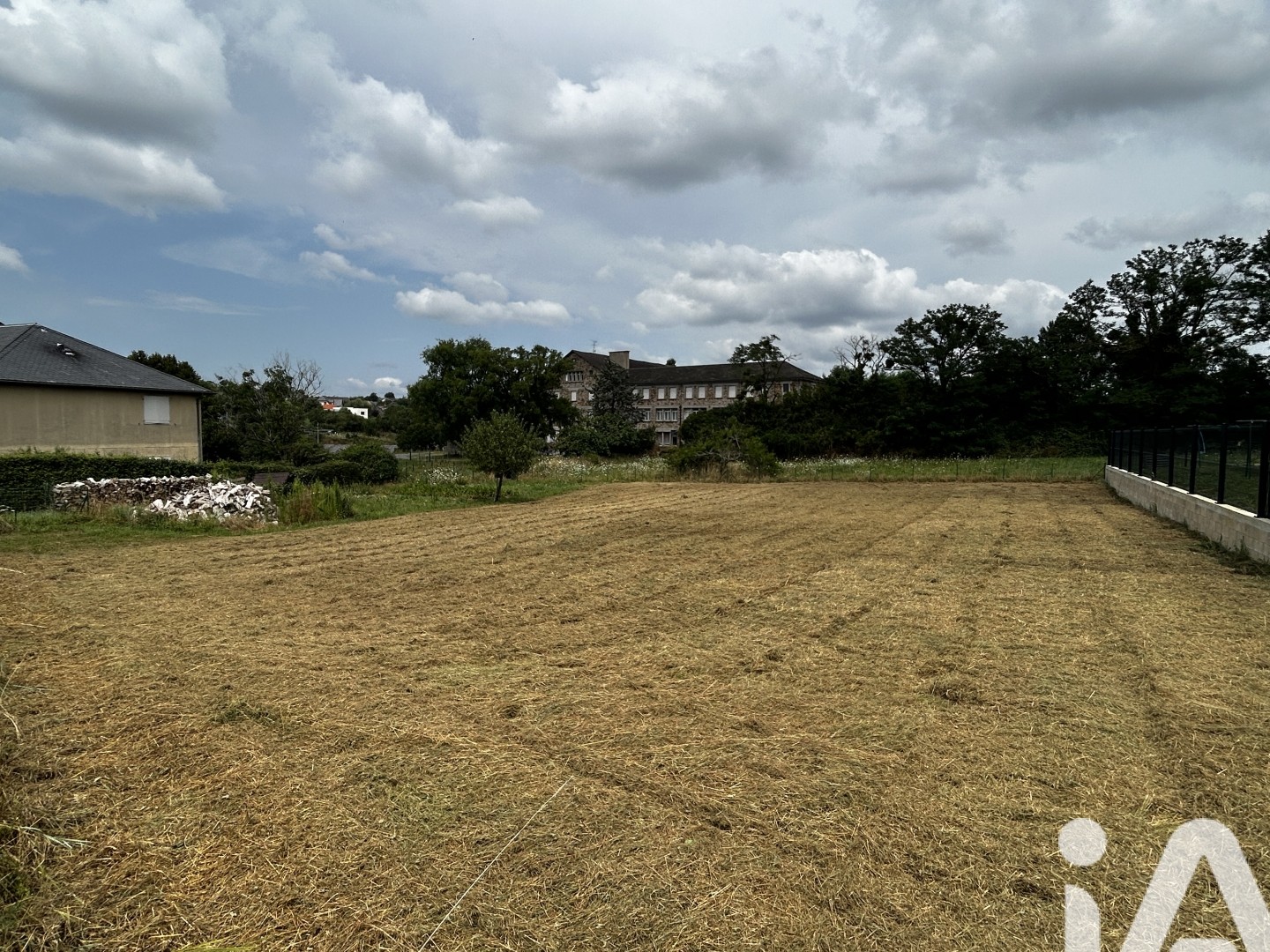 Terrain à vendre - 1089m2 - Naucelle (12800)