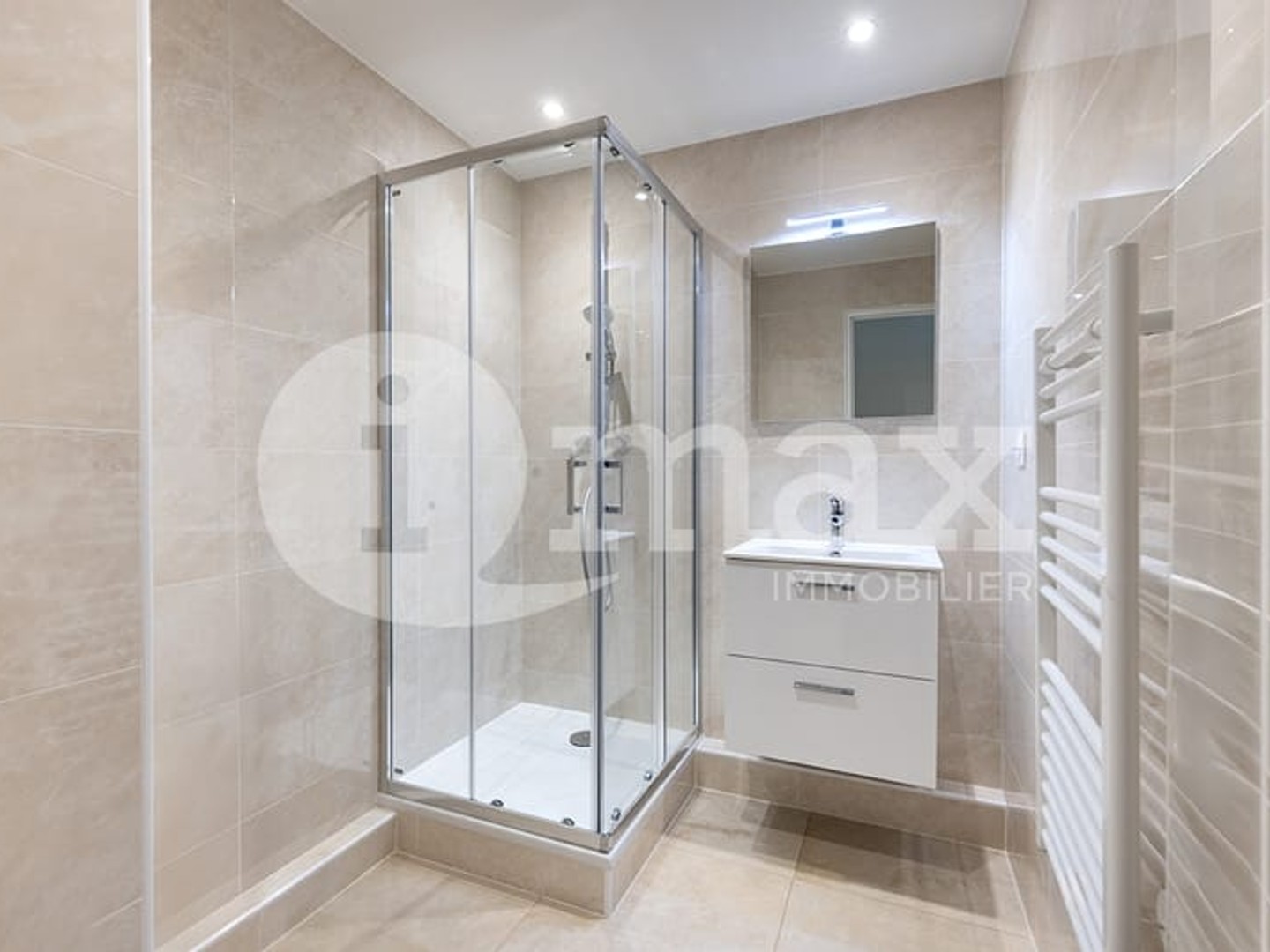 Appartement à vendre - 1 pièce - 31m2 - Courbevoie (92400)