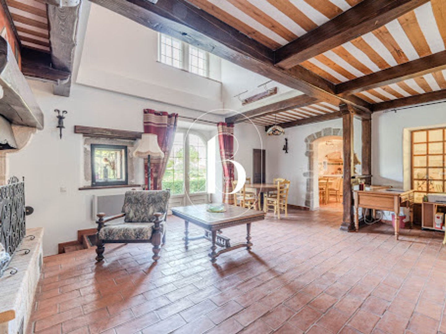 Maison à vendre - 9 pièces - 220m2 - Barjac (30430)
