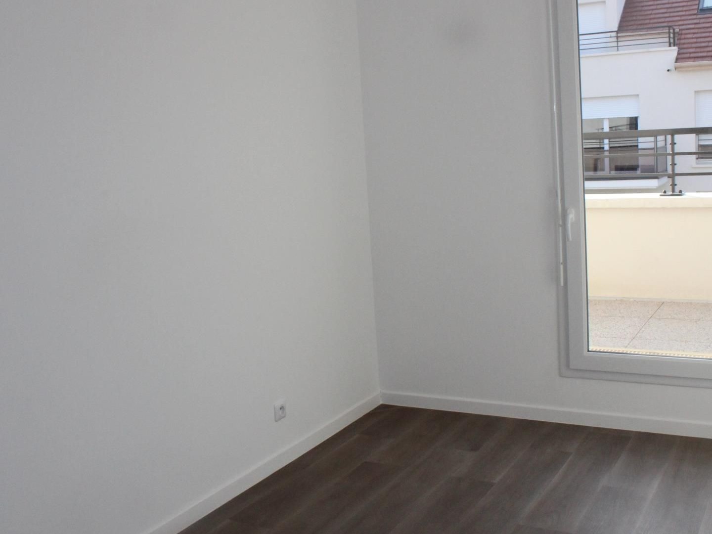 Appartement à vendre - 4 pièces - 71m2 - Mennecy (91540)