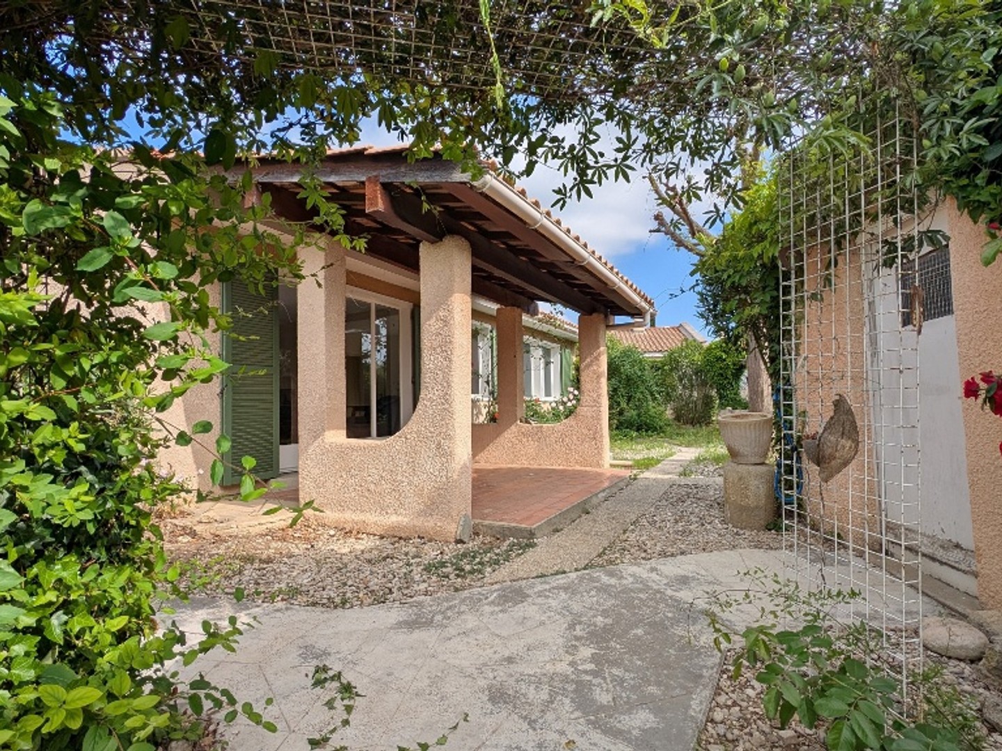 Maison à vendre - 4 pièces - 83m2 - Carpentras (84200)