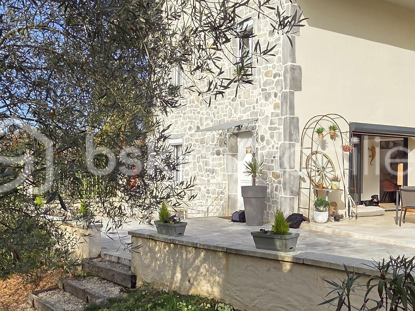 Maison 6 pièces 218 m²