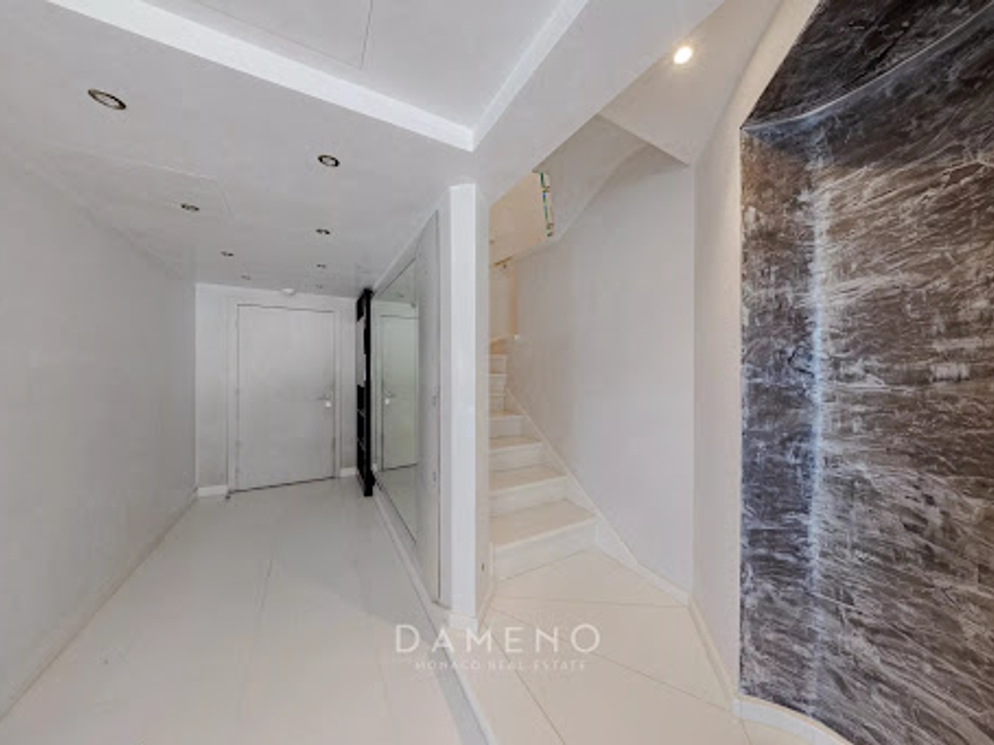 Appartement à vendre - 4 pièces - 230m2 - Monaco (98000)