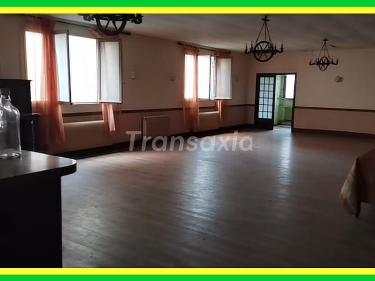 Immeuble à vendre - 1 pièce - 604m2 - Nérondes (18350)